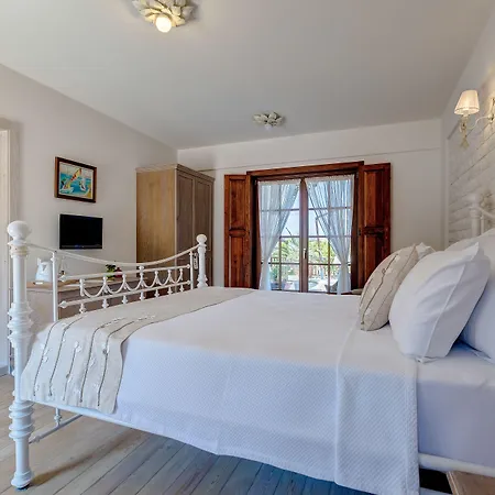 Kapari - Special Category ホテル 4*