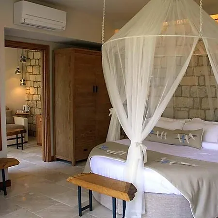 Kapari - Special Category Hotel 4*