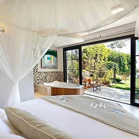 Kapari - Special Category Hotel Alaçatı