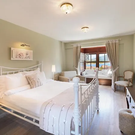Kapari - Special Category Hotel Alaçatı