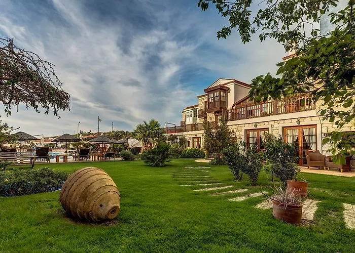 Kapari - Special Category Otel