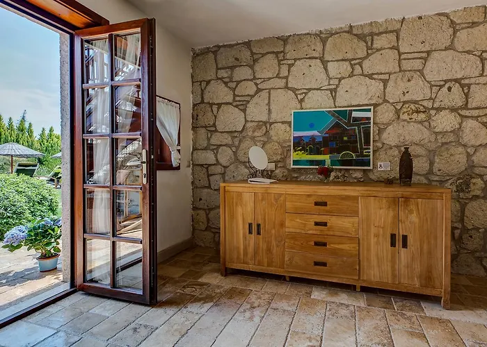 Hotel Kapari - Special Category 4*