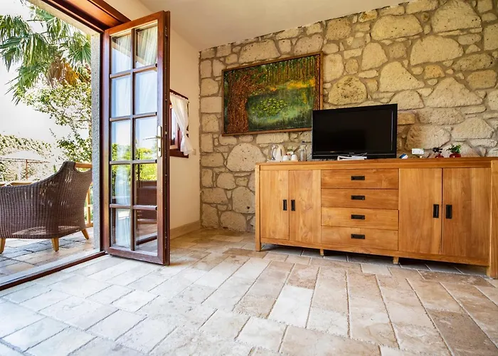 Kapari - Special Category 4*